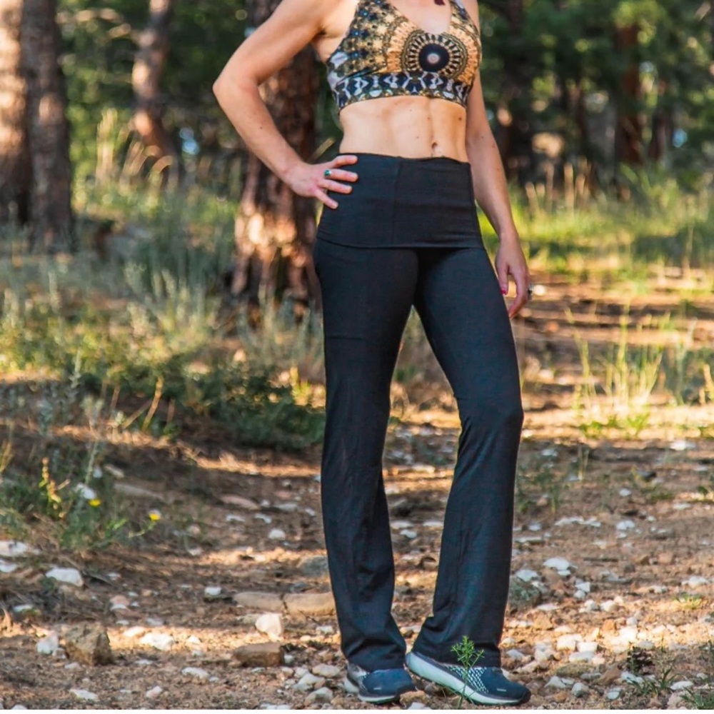 Black Chickfly Bamboo "Pee Pants" (Leggings)